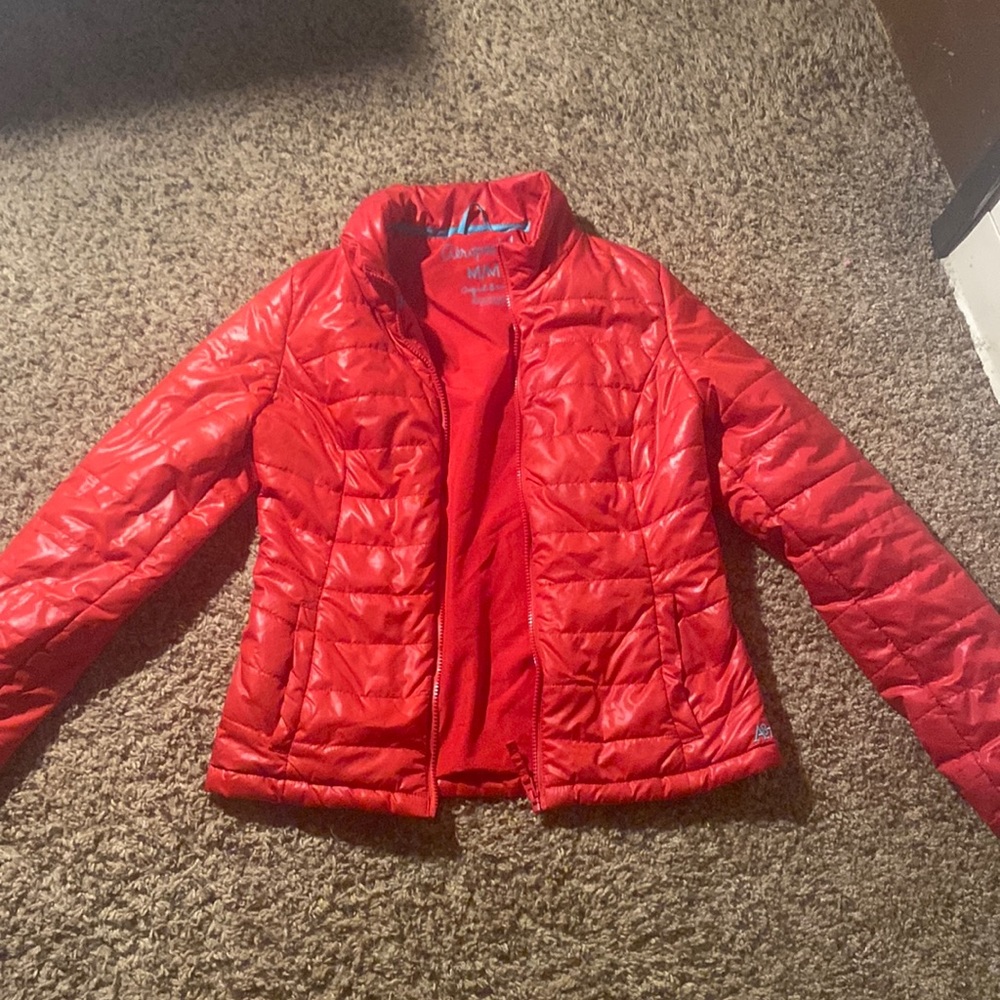 The brand is Aéropostale the size is M/M
